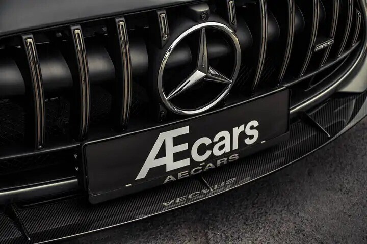 mercedes-benz-amg-gt-black-series-limited-edition-1-of-1700-big-4
