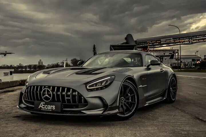 mercedes-benz-amg-gt-black-series-limited-edition-1-of-1700-big-2