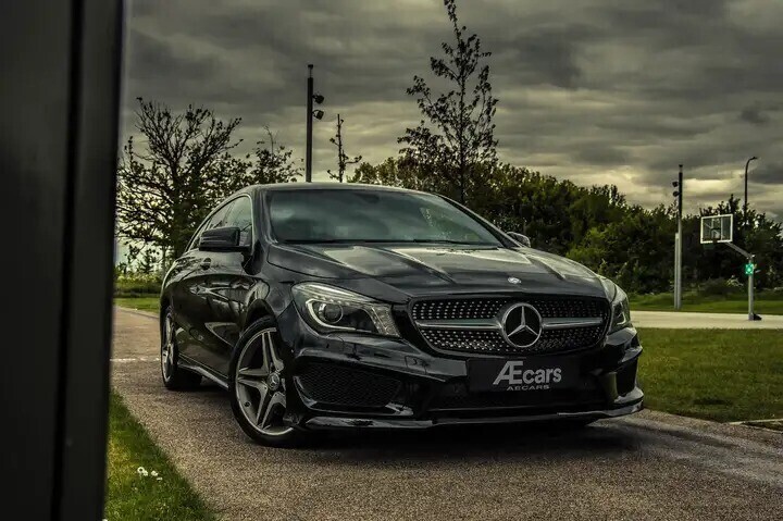 mercedes-benz-cla-220-d-7g-dct-shooting-brake-amg-pack-big-0