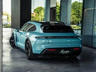 Porsche Taycan 4 CROSS TURISMO *** FROZEN BLUE / 1 OWNER /BEL ***