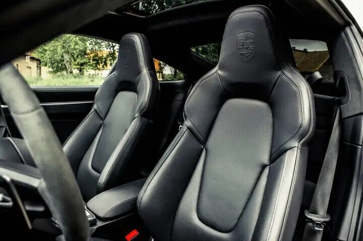 porsche-992-911-carrera-1-owner-cooled-seats-belgian-car-big-9