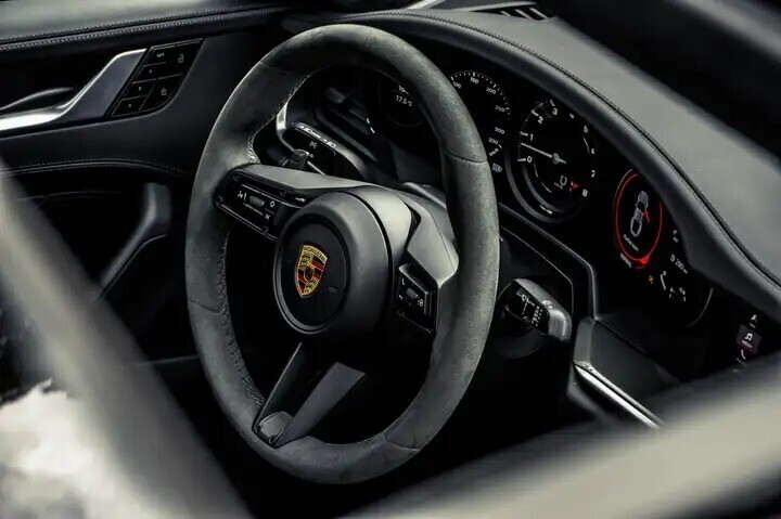 porsche-992-911-carrera-1-owner-cooled-seats-belgian-car-big-6