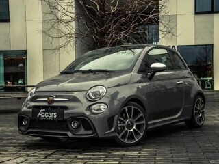 Abarth 595 Turismo *** APPLE CARPLAY / PANO ROOF / FIRST OWNER ***