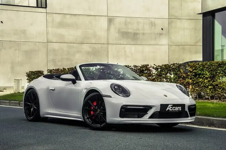 porsche-992-911-c4s-sport-design-belgian-1-owner-big-1