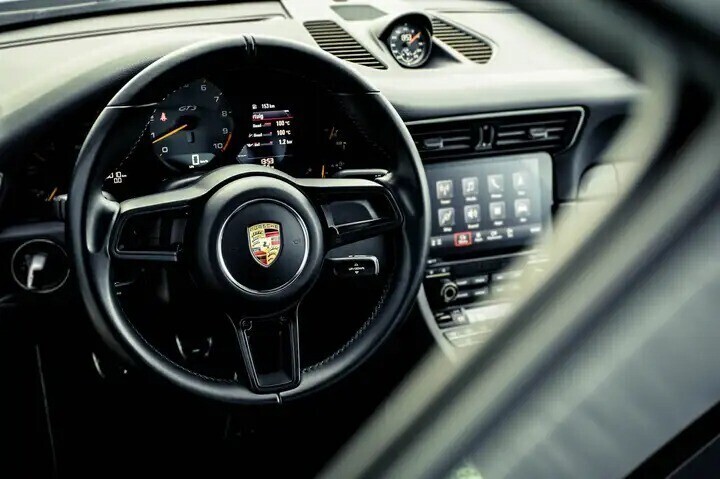 porsche-911-gt3-touring-sport-chrono-bose-belgian-big-6