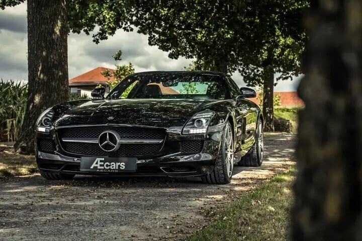 mercedes-benz-sls-amg-63-v8-camera-bo-sound-german-big-3