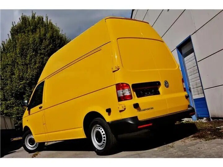 volkswagen-transporter-t5-l2h3-new-5remaining-export-only-big-1