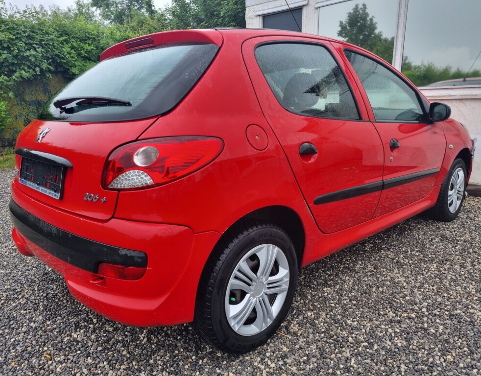 peugeot-206-11i-km-5portes-big-3