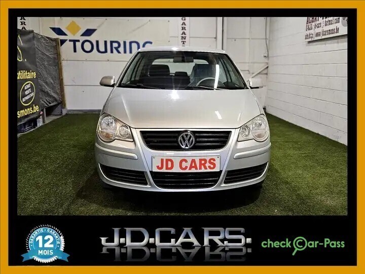 volkswagen-polo-12-essence-on-tour-garantie-1-an-ctok-big-1