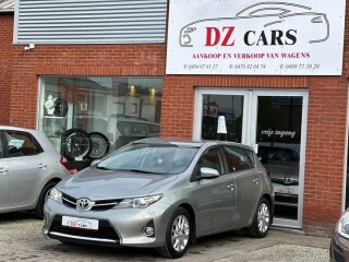 Toyota Auris 1.4D 90PK ///❗️SCHADEWAGEN❗️//