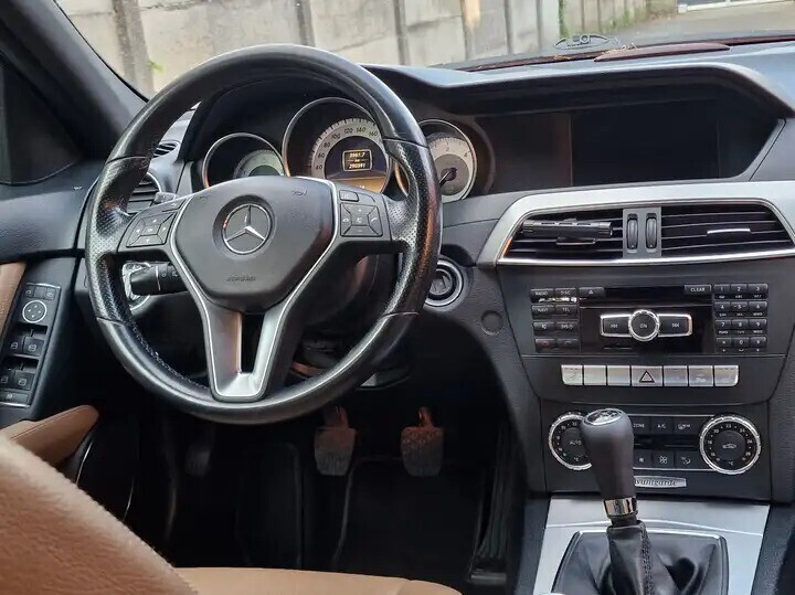 mercedes-benz-c-200-cdi-facelift-avantgarde-xenon-big-8