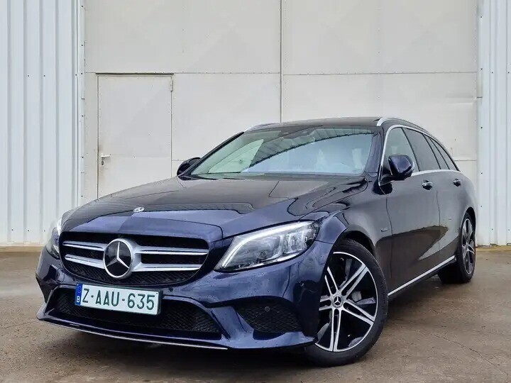 mercedes-benz-c-300-deluchtvering-32-000-km-pano-massage-big-0