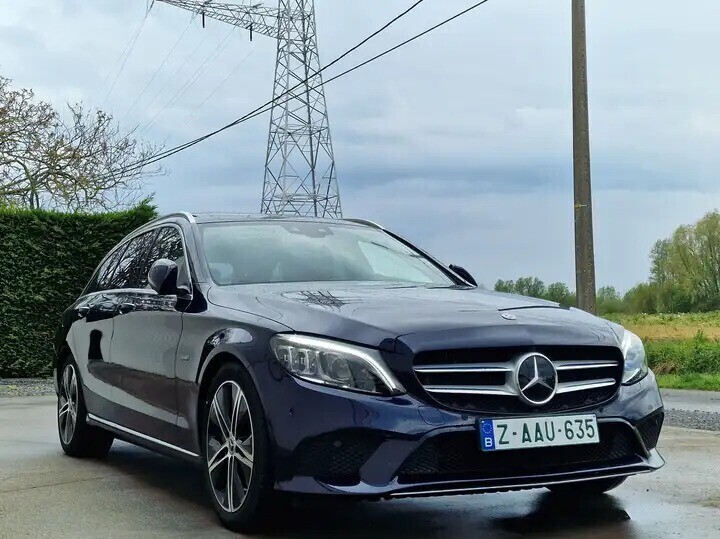 mercedes-benz-c-300-deluchtvering-32-000-km-pano-massage-big-3