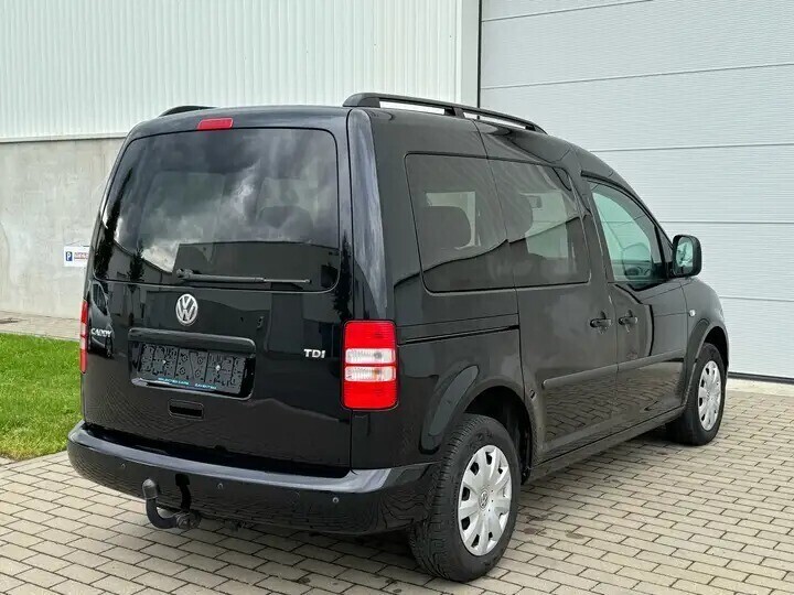 volkswagen-caddy-16-tdi-trendline-euro-5-big-3