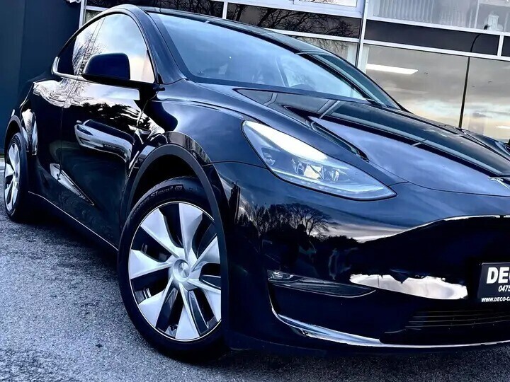 tesla-model-y-long-range-dual-motor-122022-slechts-14861km-big-1