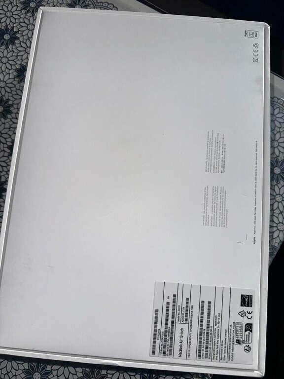 macbook-air-m1-16gb-ram-big-1