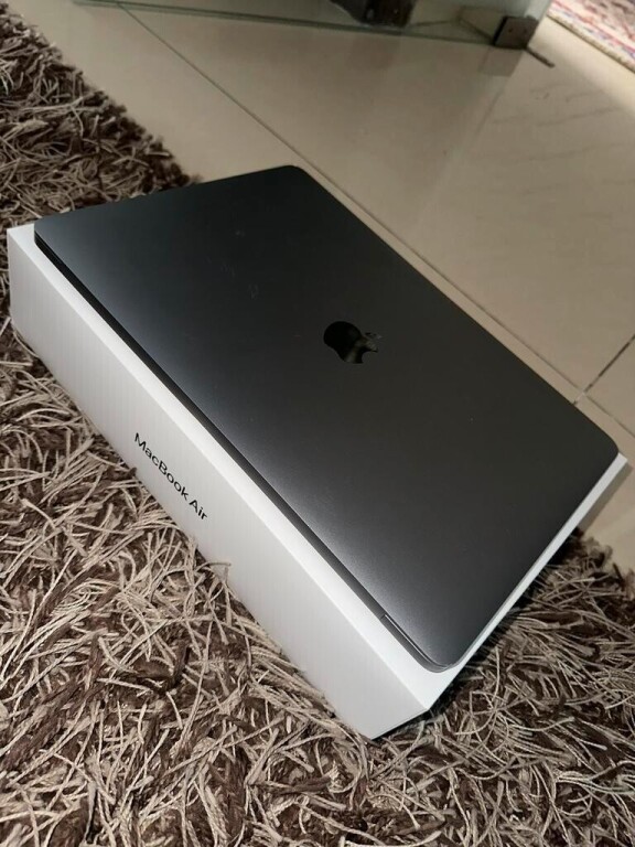 macbook-air-m1-16gb-ram-big-5