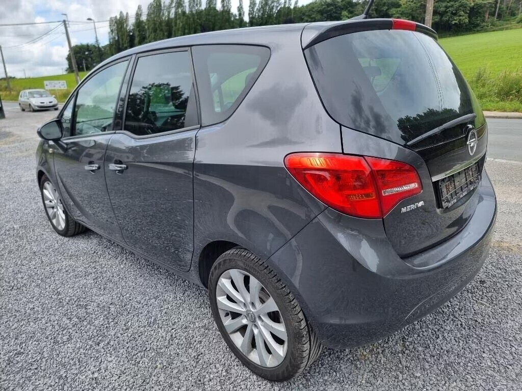 opel-meriva-petrol-1400cc-new-condition-big-0