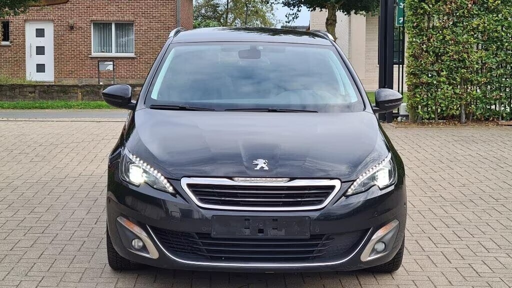 peugeot-308-16hdi-85kw-euro-5b-panogps-annee-2014-388000-big-1