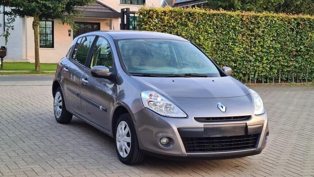 renault-clio-benzine-lez-2030-ok-annee-2009-119000km-big-4