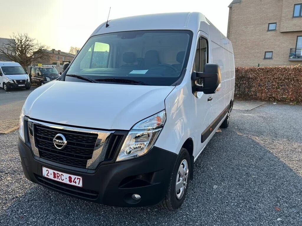 nissan-nv400-l3h2-camionette-big-0