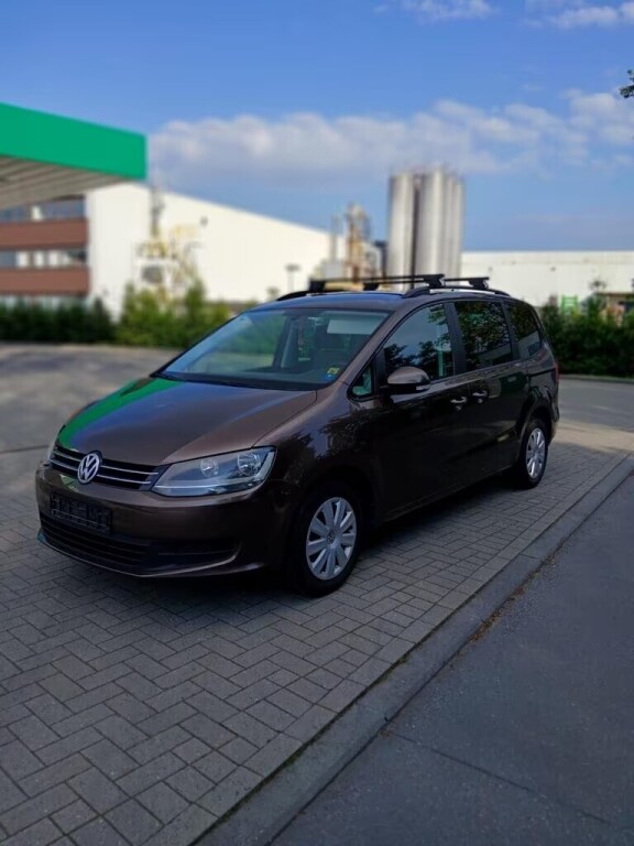 volkswagen-sharan-big-7