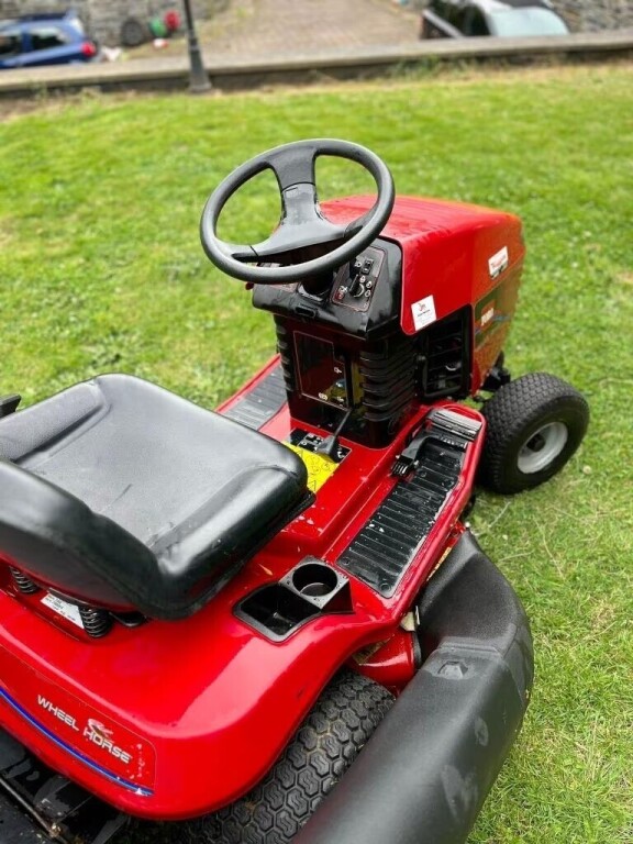 toro-16-38hxl-tractor-big-2