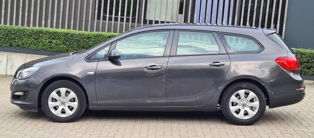 opel-astra-estate-16d-81kw-euro-6b-year-of-construction-2015-140000k-big-2