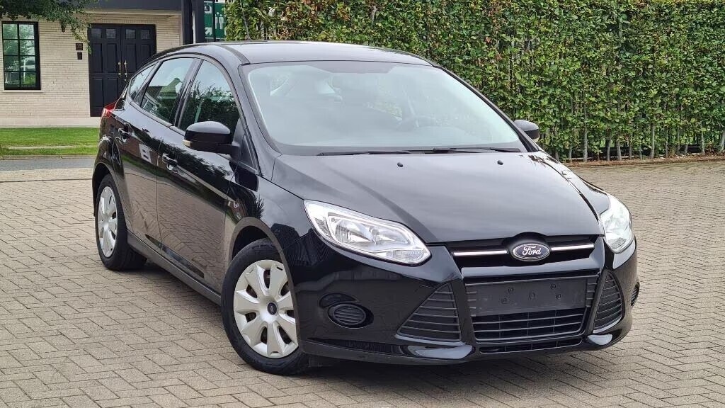 ford-focus-16d-70kw-95pk-euro-5-annee-2011-147000km-bel-big-0