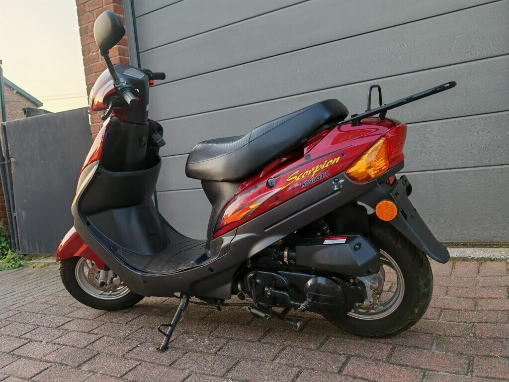 scooter-scorpion-avec-seulement-1141km-big-4