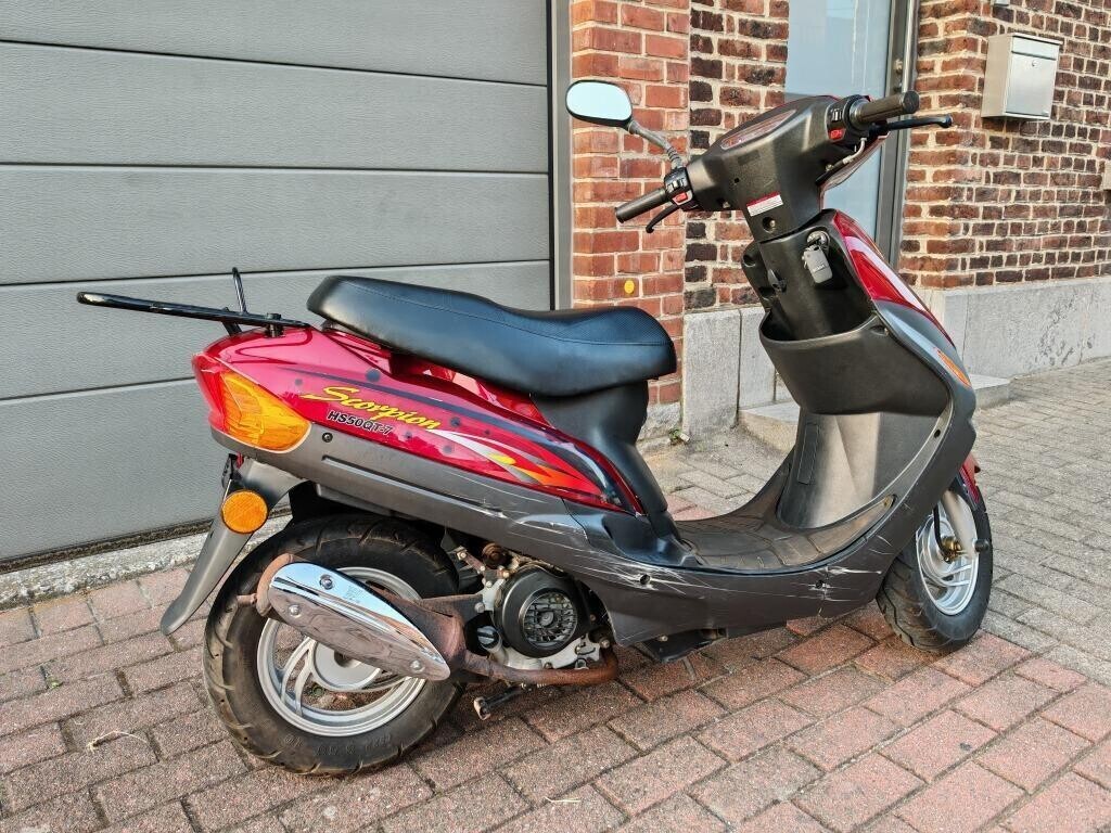 scooter-scorpion-avec-seulement-1141km-big-5