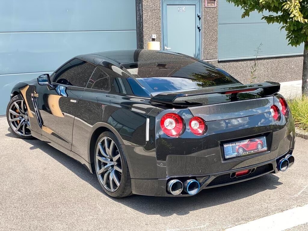 nissan-gt-r-2010-black-edition-89000-km-carpass-big-9