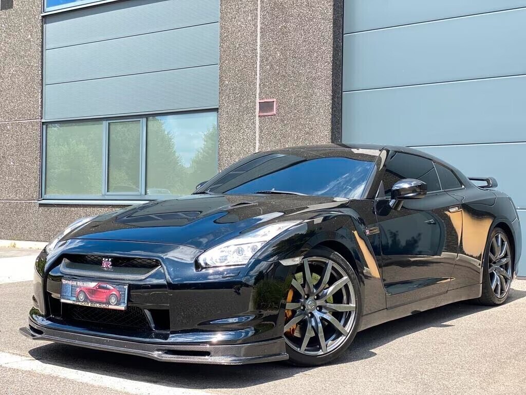 nissan-gt-r-2010-black-edition-89000-km-carpass-big-3