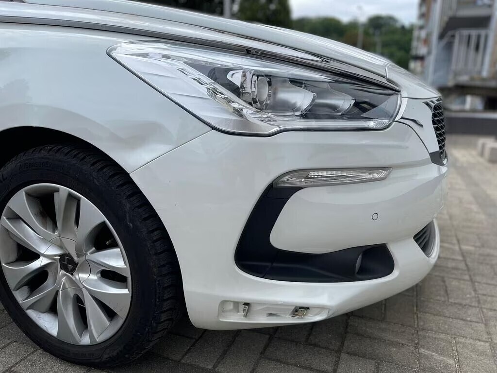 citroen-ds5-20-hdi-euro6b-90000km-big-1