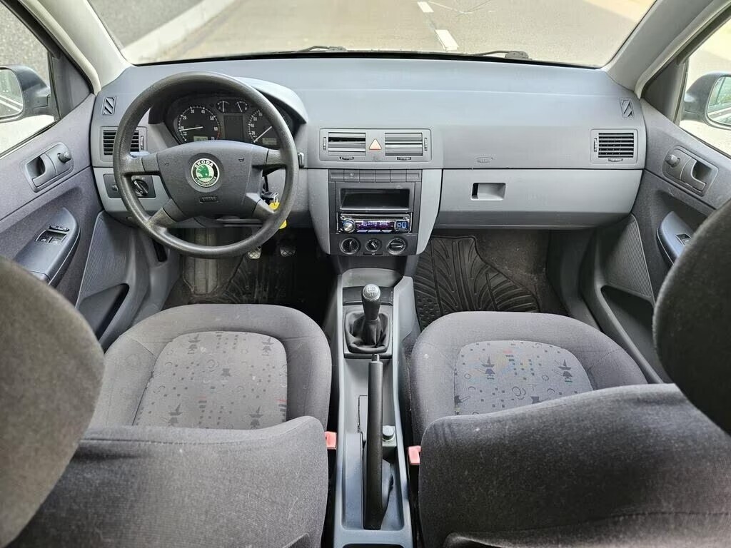 skoda-fabia-14i-2001-165000-km-gekeurd-big-9