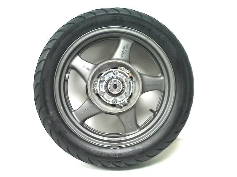 suzuki-vx-800-43h6-achtervelg-big-2