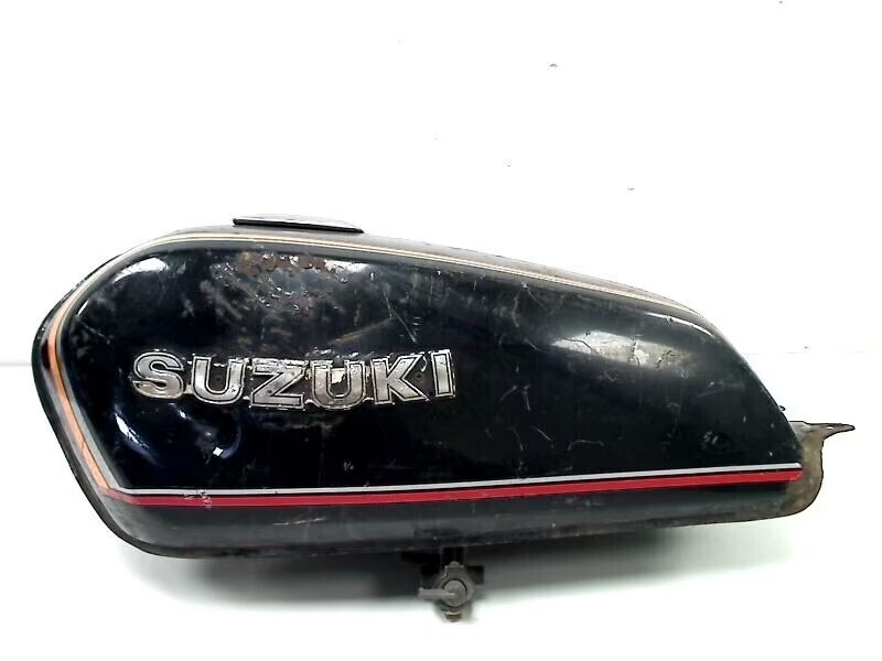 suzuki-tr-125-43ed-brandstoftank-big-5