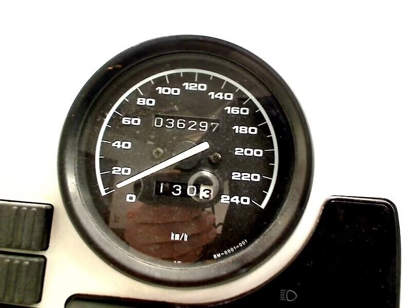 bmw-r-1100-r-f164-dashboard-big-1