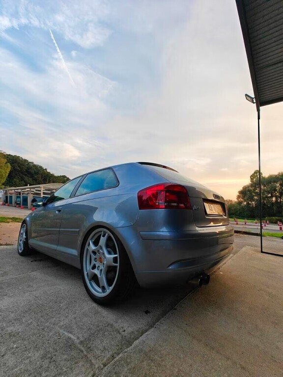 audi-a3-v6-32-quattro-s-line-r-performance-big-2