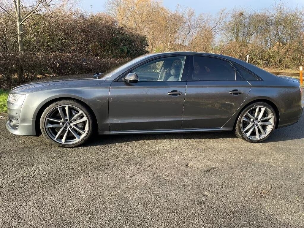 audi-s8-plus-40-tfsi-605-pk-big-0