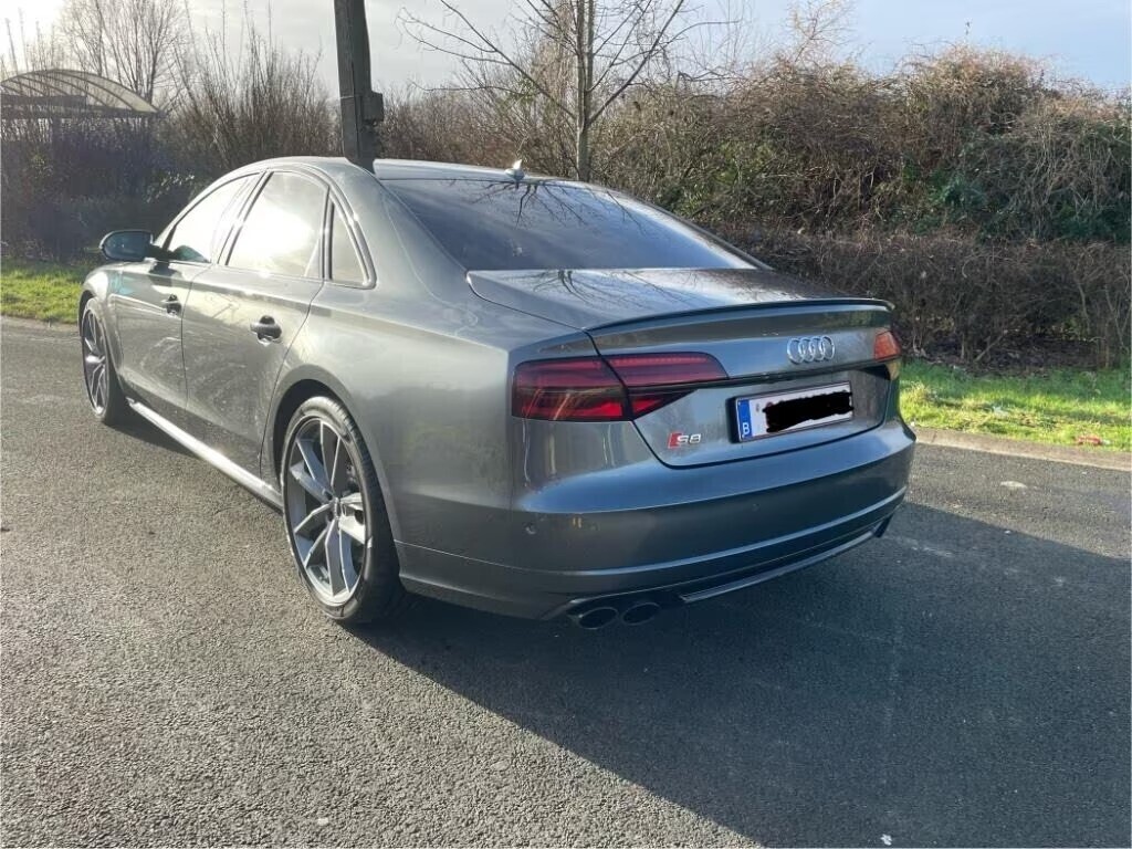 audi-s8-plus-40-tfsi-605-pk-big-7