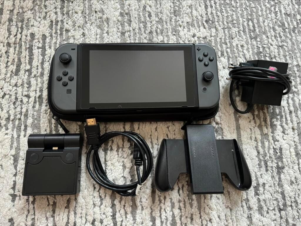 nintendo-switch-v2-sd-64gb-big-0