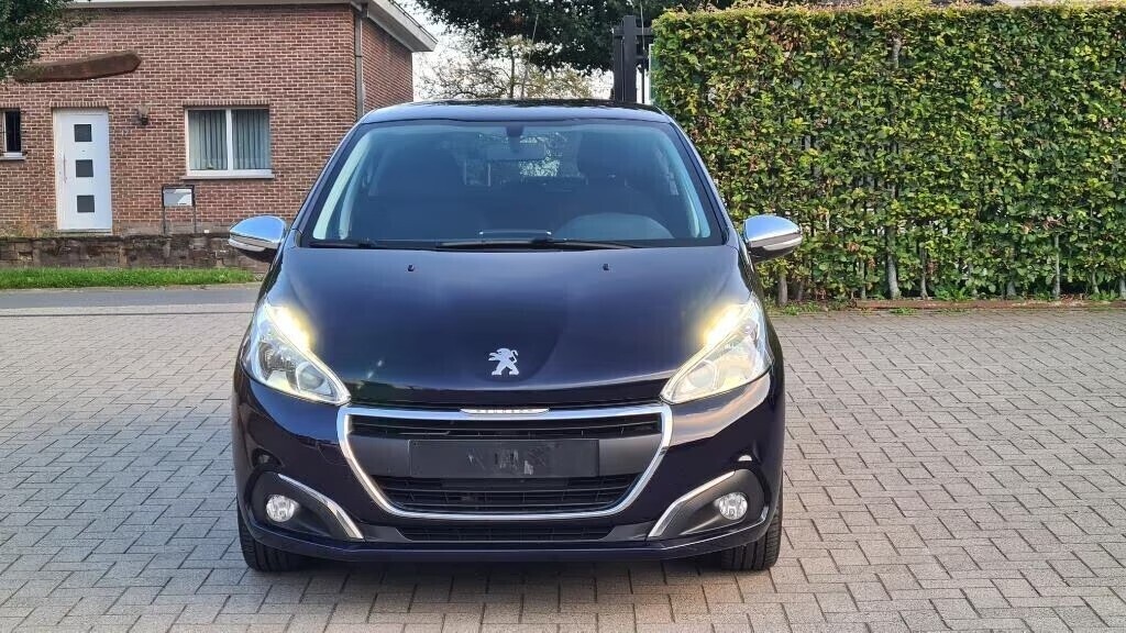 peugeot-208-allure-12-benzine-60kw-euro-6b-gps-navi-annee-2-big-9