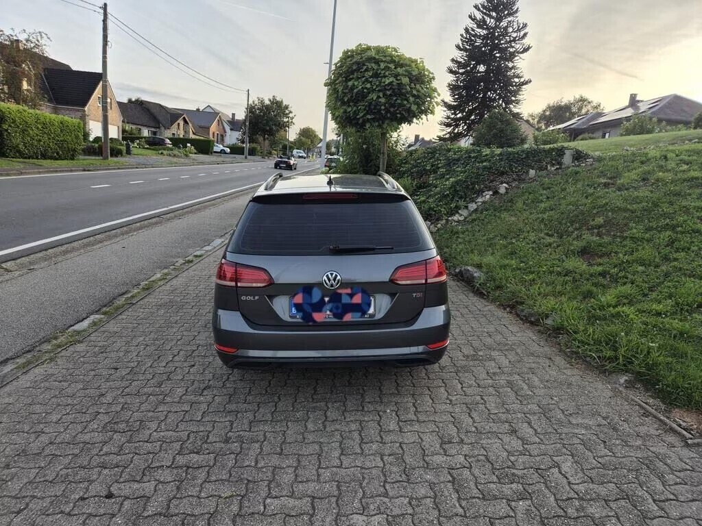 16tdi-automatique-2017-euro6b-190000km-big-3