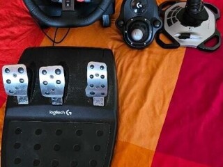 Volant logitech g29 + levier de vitesse + levier de commande