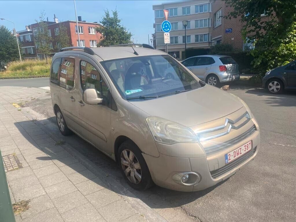 multiplaces-5pl-euro5-16hdi-airco-2011-300000km-big-8