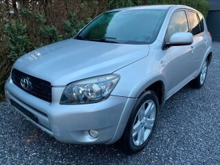 Toyota Rav4 2.2D utilitaire 4X4 utilitaire