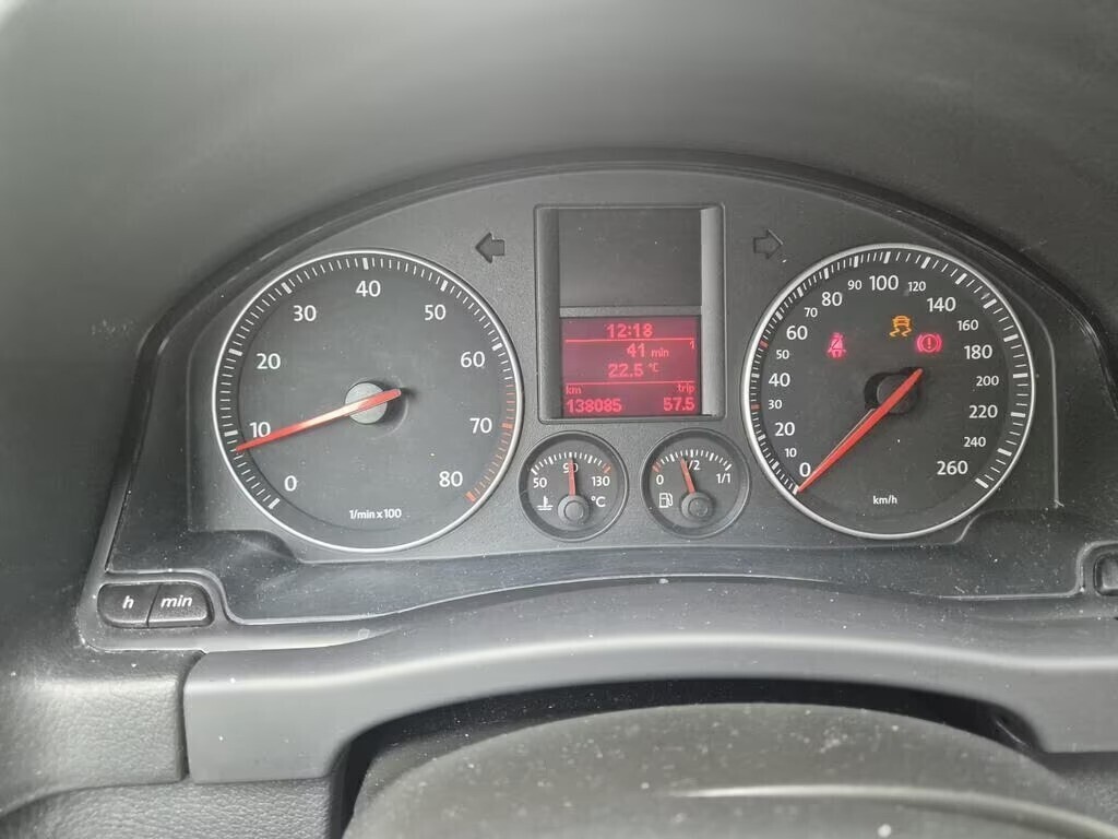 16cc-benzine-airco-2006-138000km-big-3