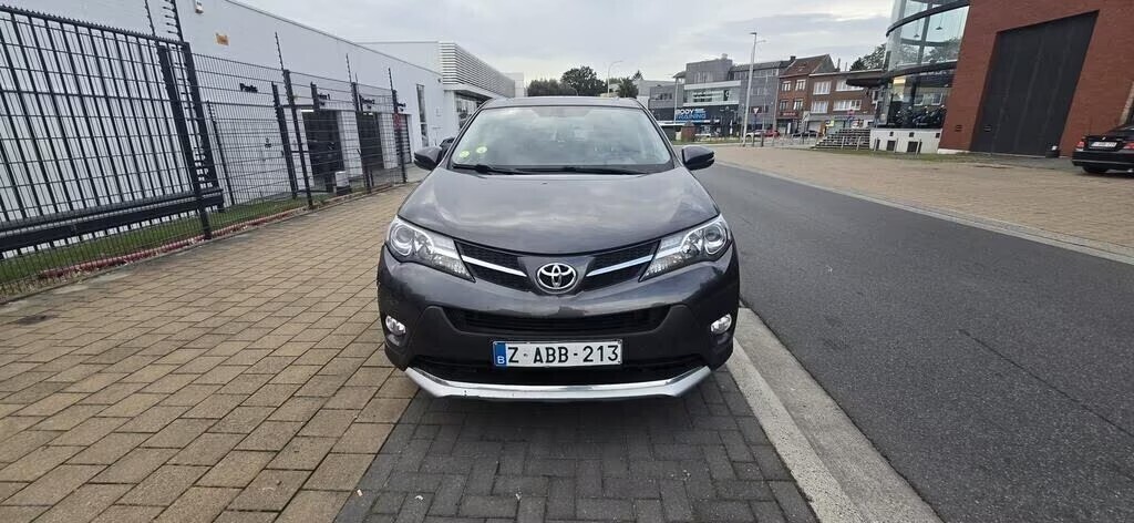 rav4-2l-diesel-4x2-120000km-2015-euro5b-full-big-0