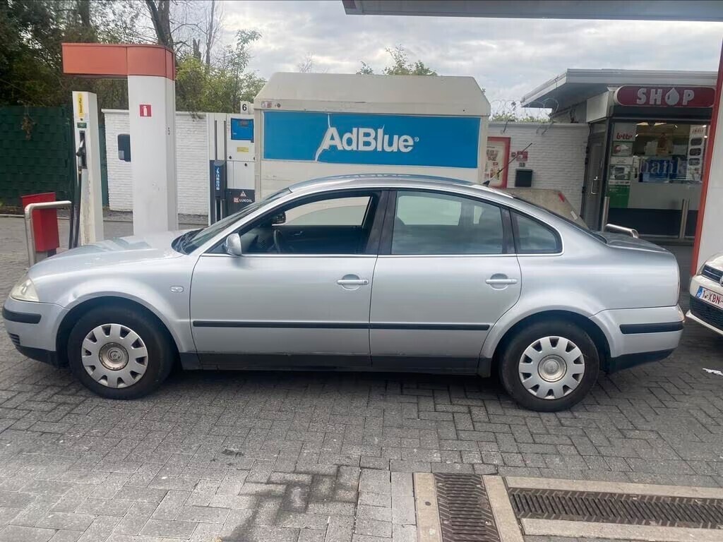 2l-benzine-2002-climatise-156000km-automatique-big-9